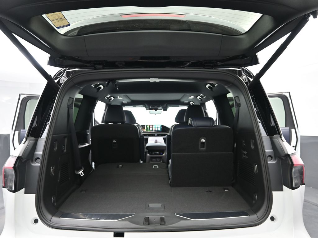 2026 Infiniti QX80 Sensory photo 15