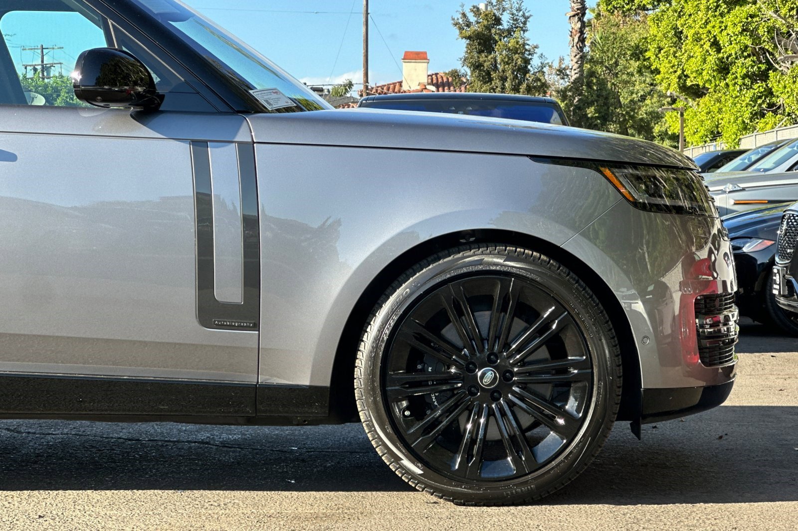 2023 Land Rover Range Rover Autobiography photo 31