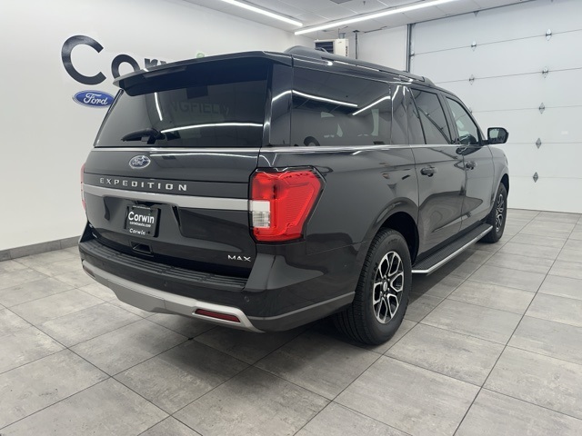 2022 Ford Expedition MAX XLT photo 4