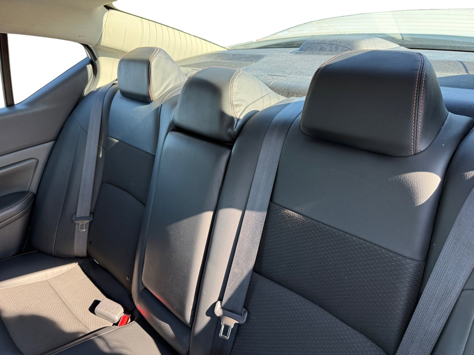 2022 Nissan Altima 2.5 SR photo 16