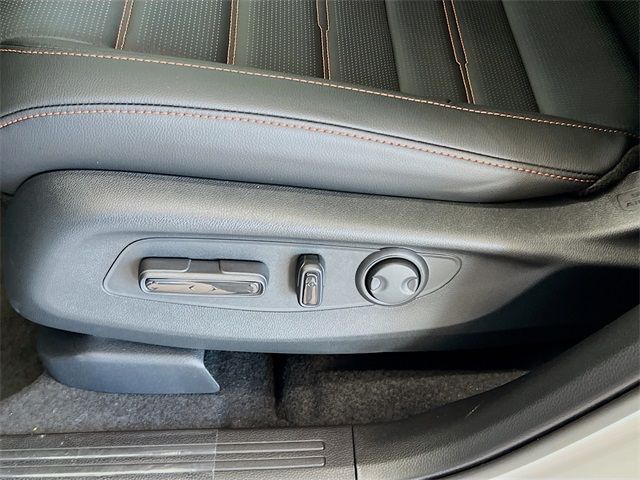 2026 Honda CR-V Hybrid Sport-L photo 18