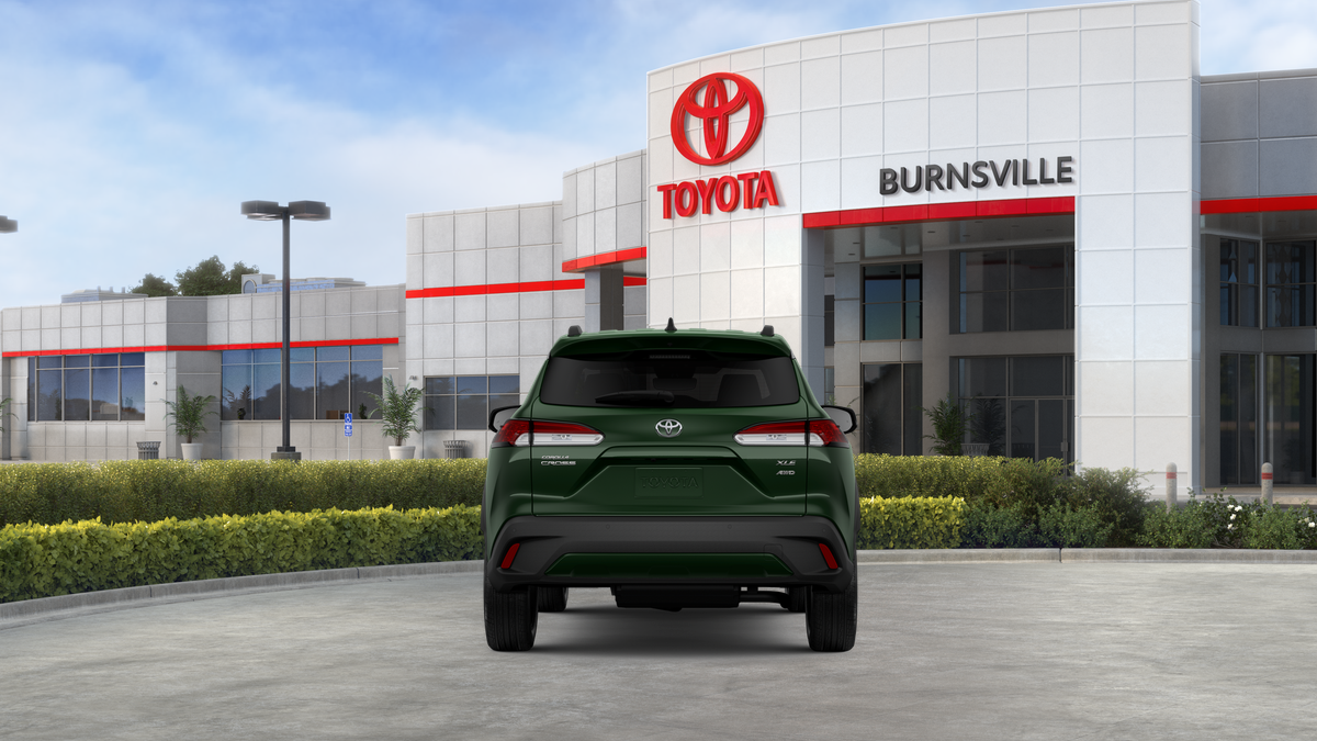 2025 Toyota Corolla Cross XLE photo 5