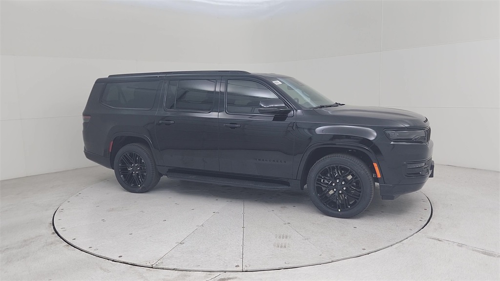 2025 Jeep Wagoneer L Series II photo 3