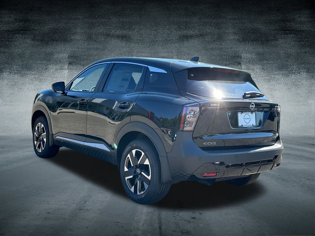 2025 Nissan Kicks SV photo 2