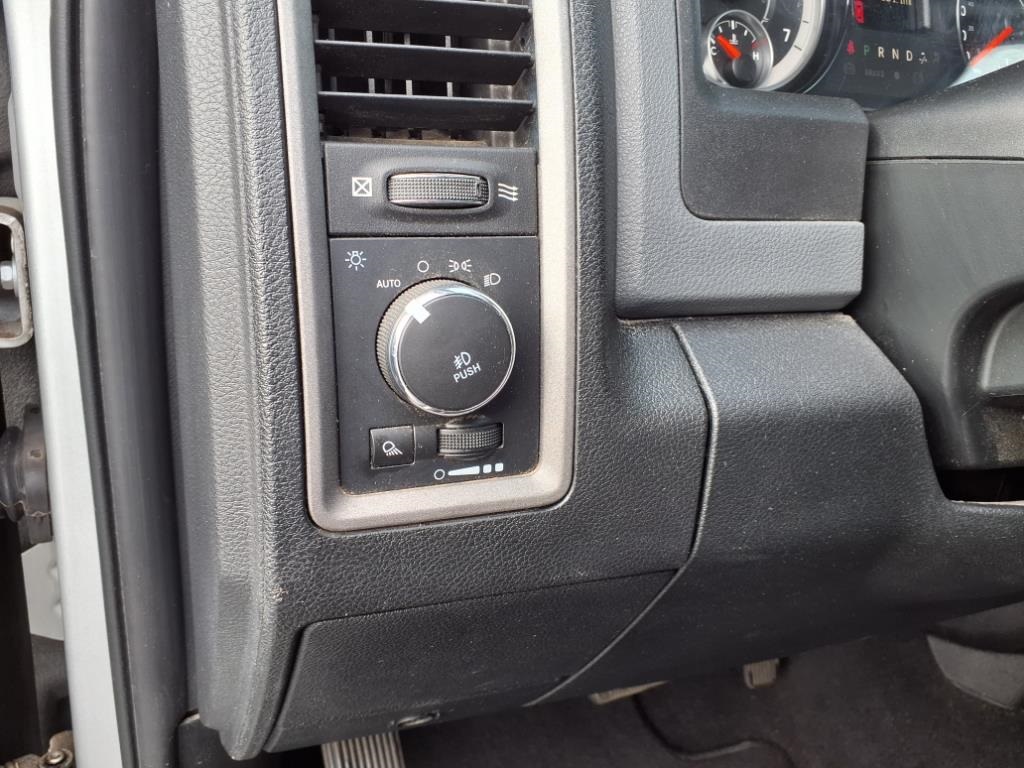 2017 Ram 1500 Express photo 9