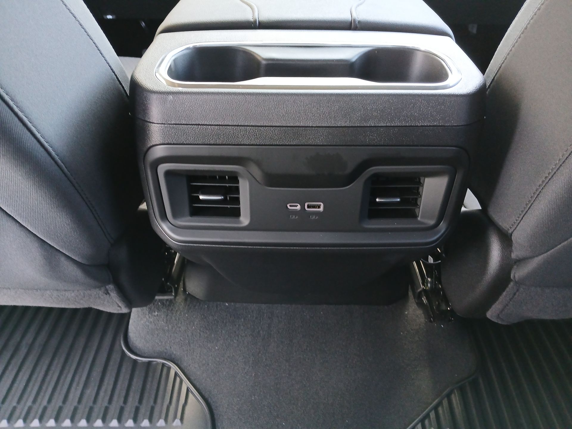 2025 Chevrolet Silverado 2500HD LT photo 19