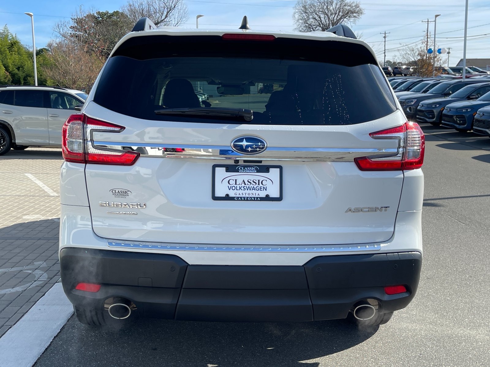 2025 Subaru Ascent Premium photo 4