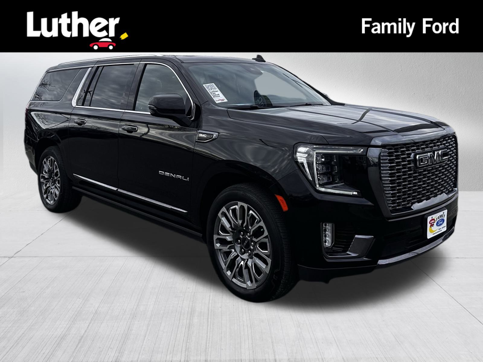 2024 GMC Yukon XL Denali Ultimate's photo