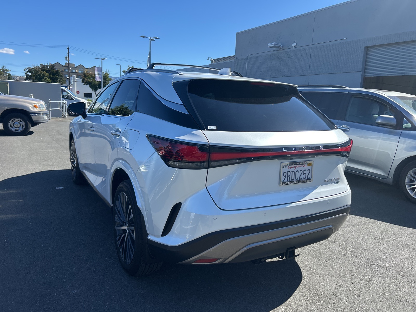2024 Lexus RX 350h Premium photo 4
