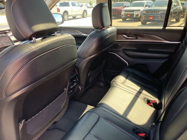 2023 Jeep Cherokee 4xe photo 21