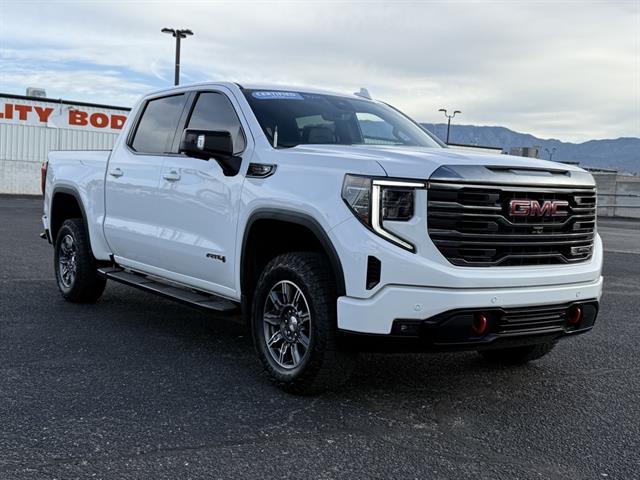 2024 GMC Sierra 1500 AT4's photo