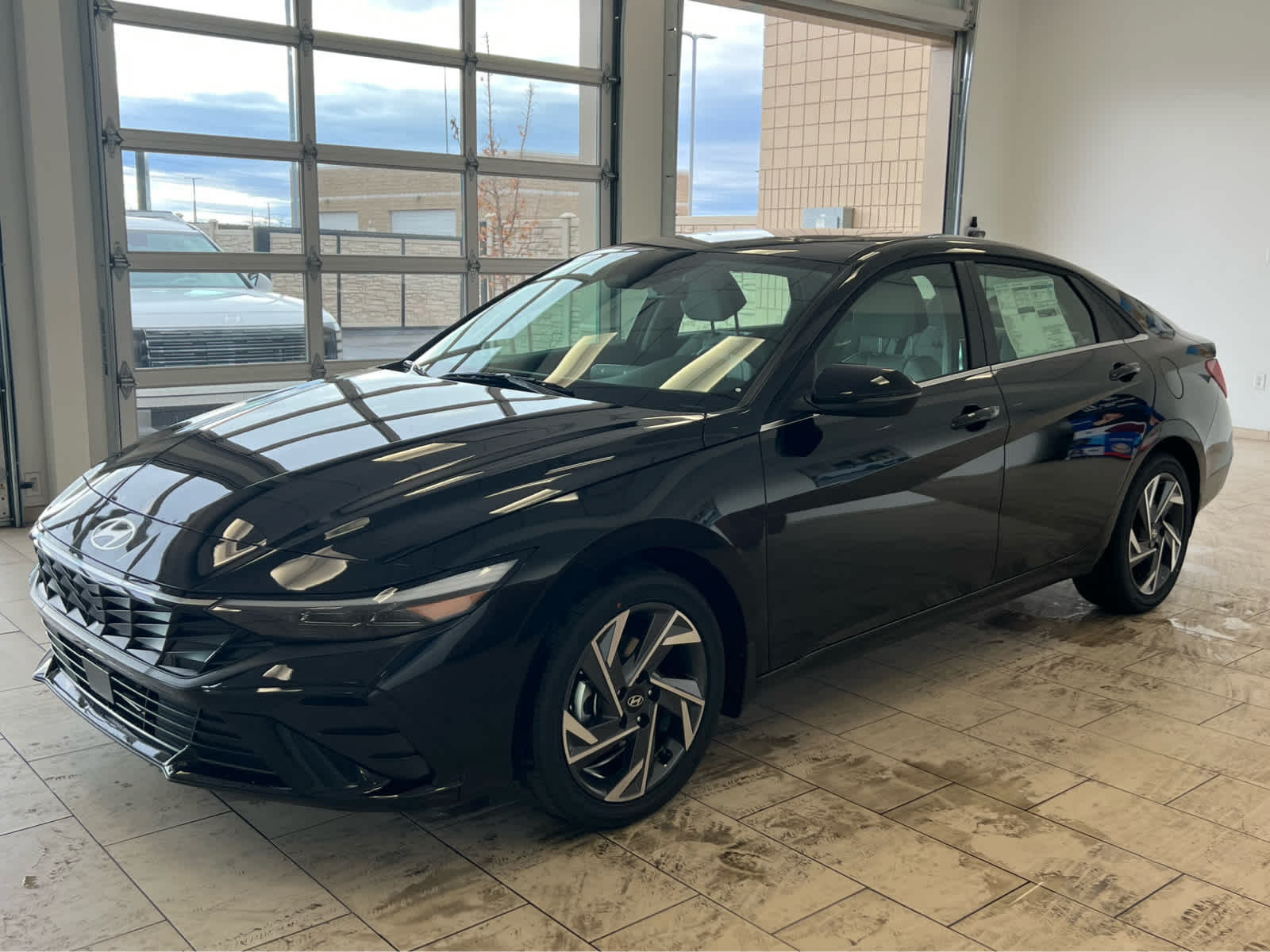 2026 Hyundai Elantra Limited's photo