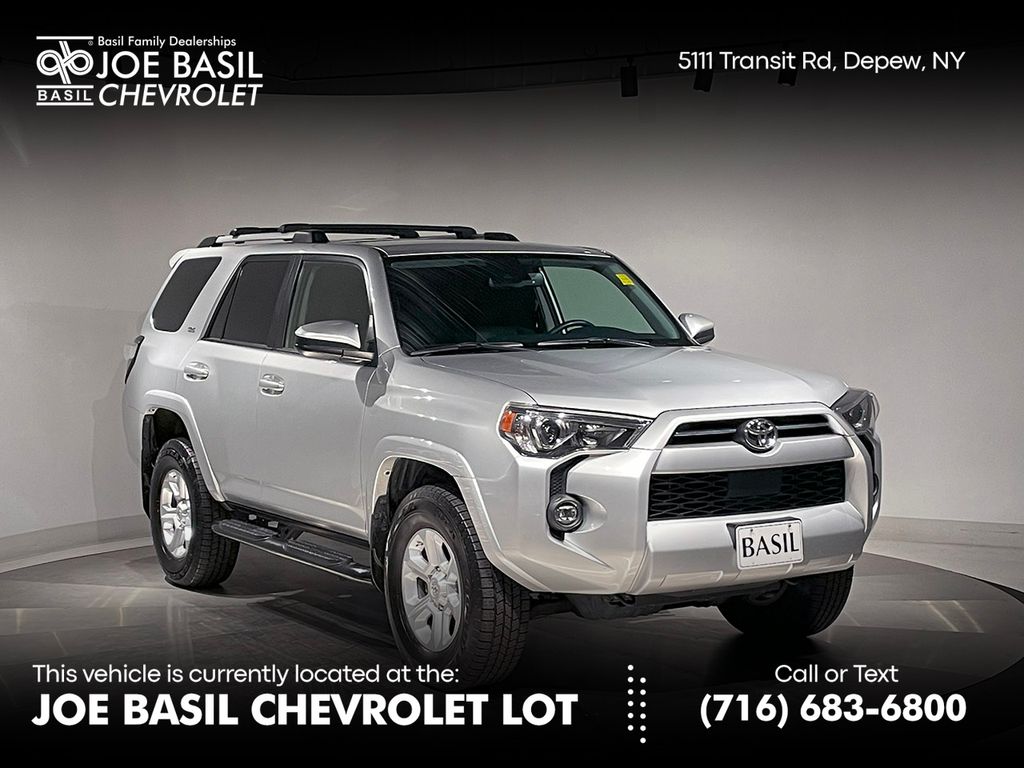 2021 Toyota 4Runner SR5's photo