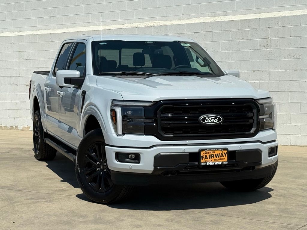 2025 Ford F-150 Lariat photo 2