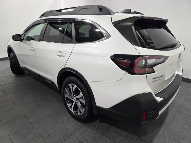 2021 Subaru Outback Limited photo 3