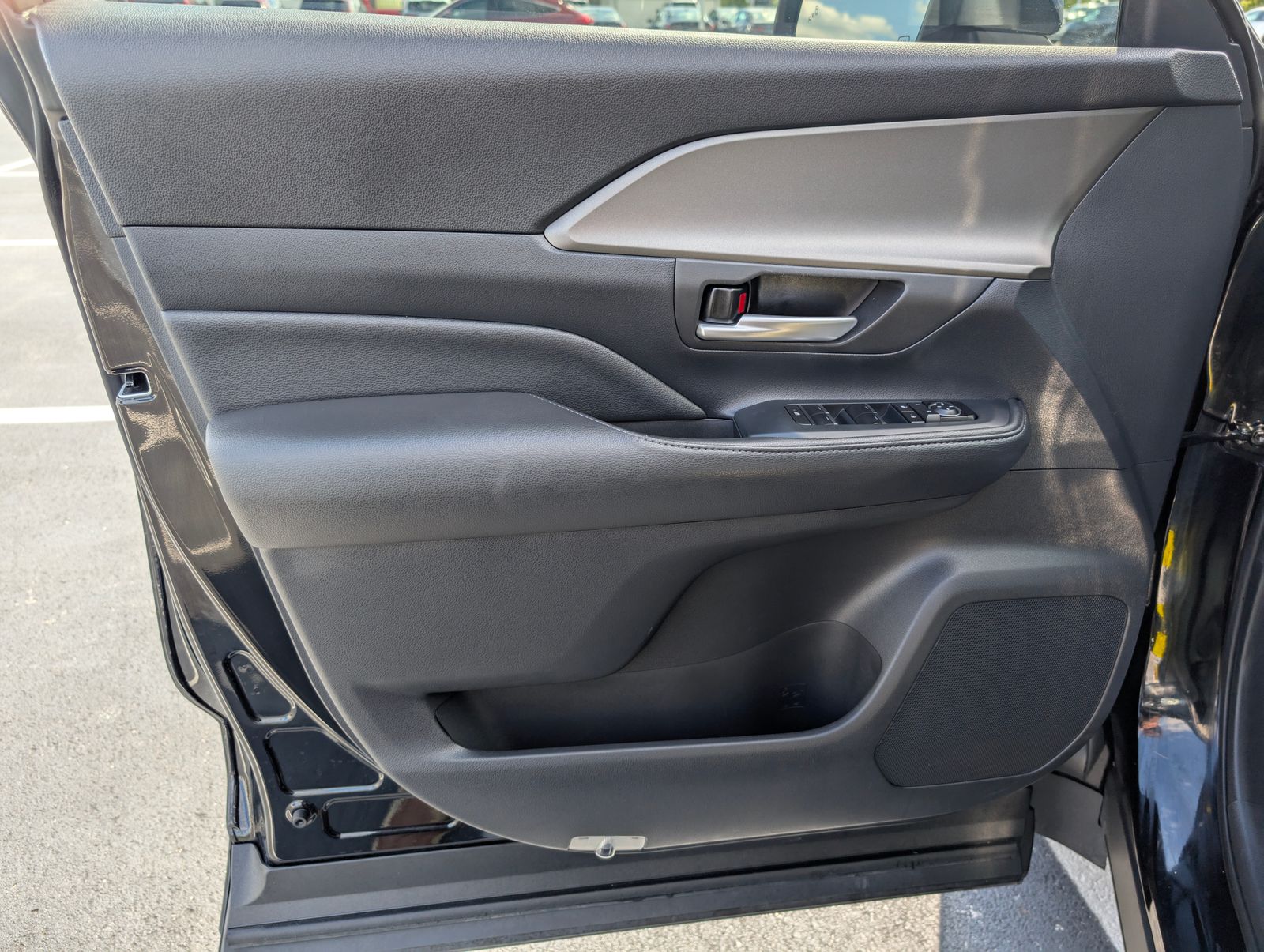 2024 Toyota Grand Highlander XLE photo 11