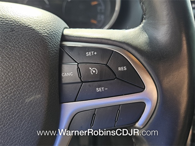 2020 Jeep Grand Cherokee Altitude photo 24