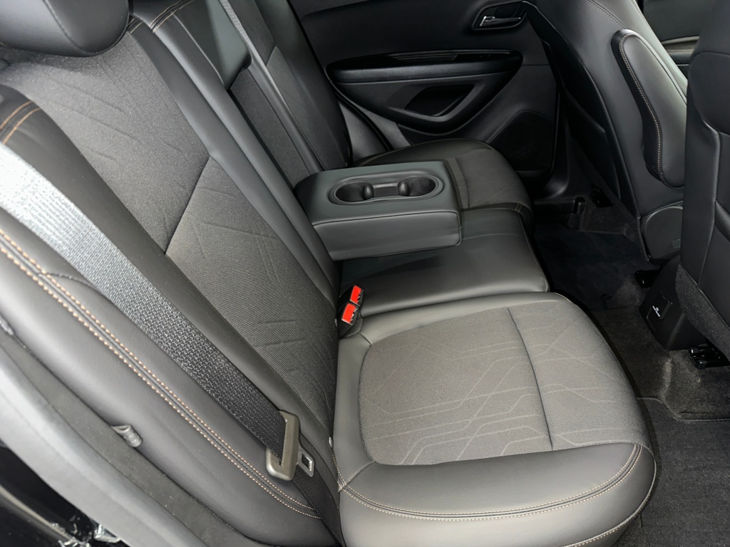 2022 Chevrolet Trax LT photo 24