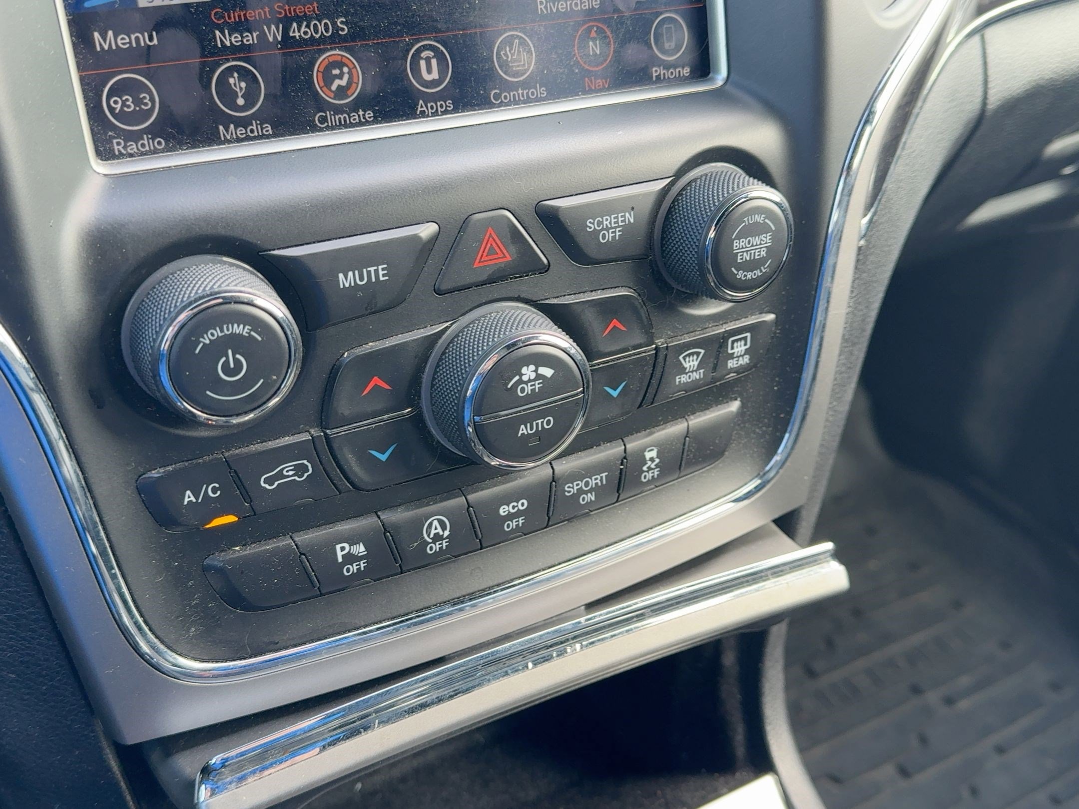 2018 Jeep Grand Cherokee Overland photo 20