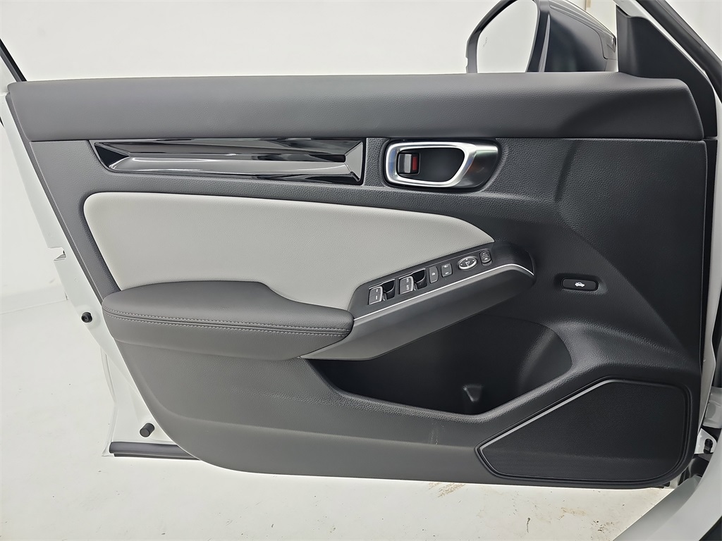 2025 Honda Civic Hybrid photo 29