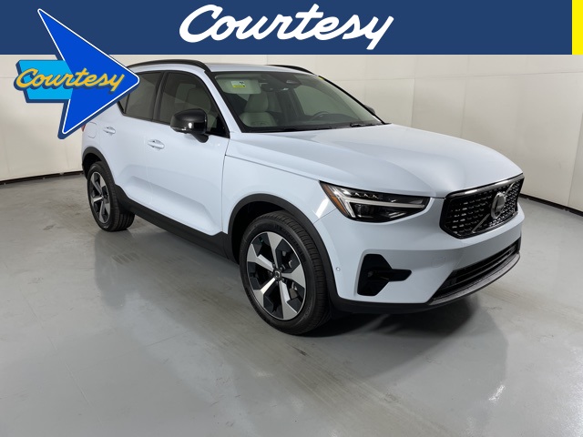 2026 Volvo XC40 Plus