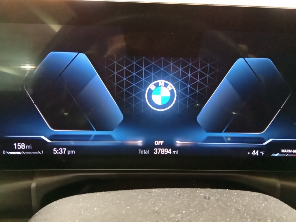 2023 BMW 3 Series 330i