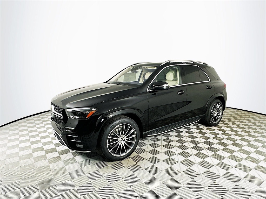 2026 Mercedes Benz GLE 450 4MATIC photo 3