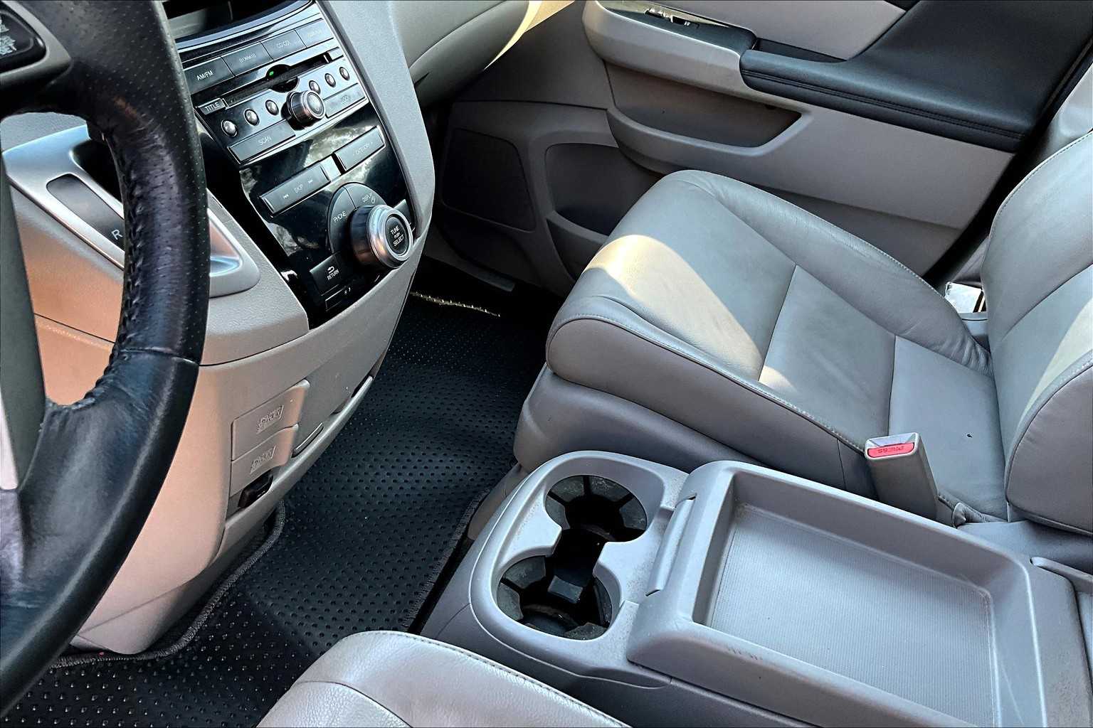 2012 Honda Odyssey EX-L photo 15