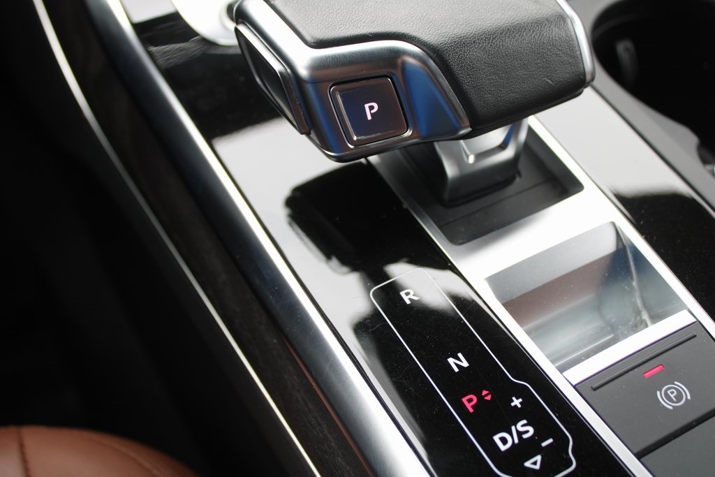 2023 Audi Q8 Premium 55 photo 37