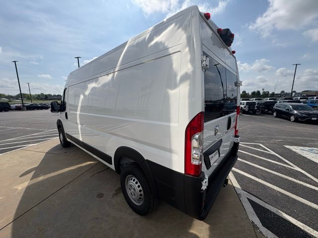2025 Ram ProMaster 2500 photo 4