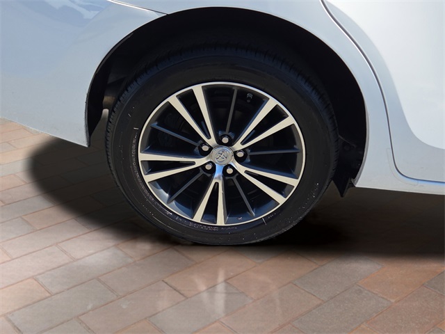 2018 Toyota Corolla LE photo 4