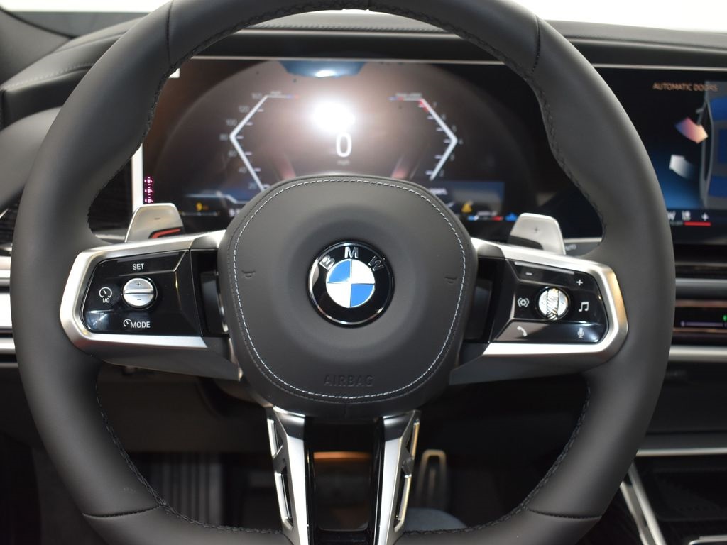 2026 Bmw 740i photo 27