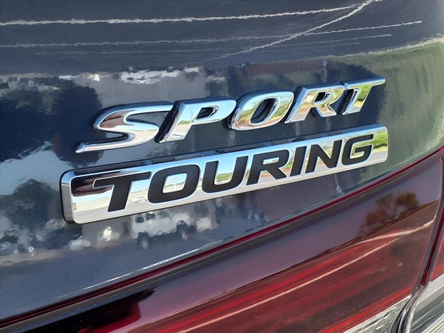 2025 Honda Civic Hybrid Sport Touring photo 5