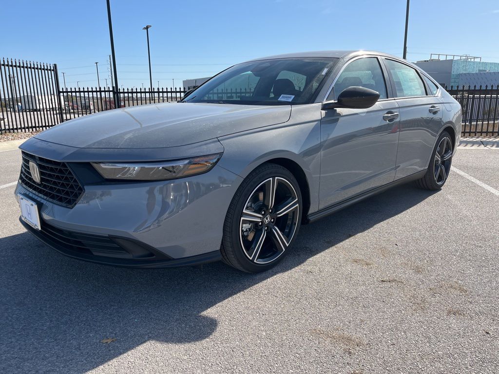 2025 Honda Accord Hybrid Sport's photo