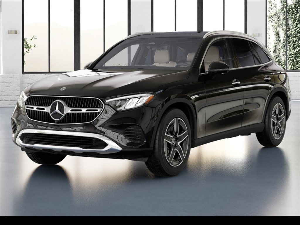 2026 Mercedes-Benz GLC Base's photo