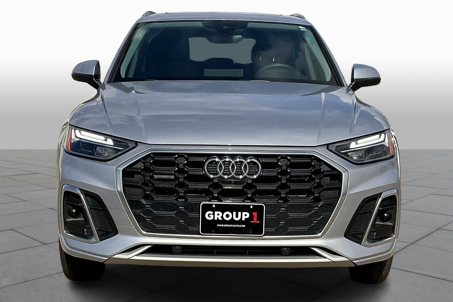 2023 Audi Q5 S line Premium Plus photo 3
