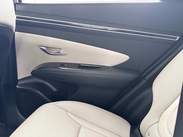 2022 Hyundai Tucson Limited photo 15