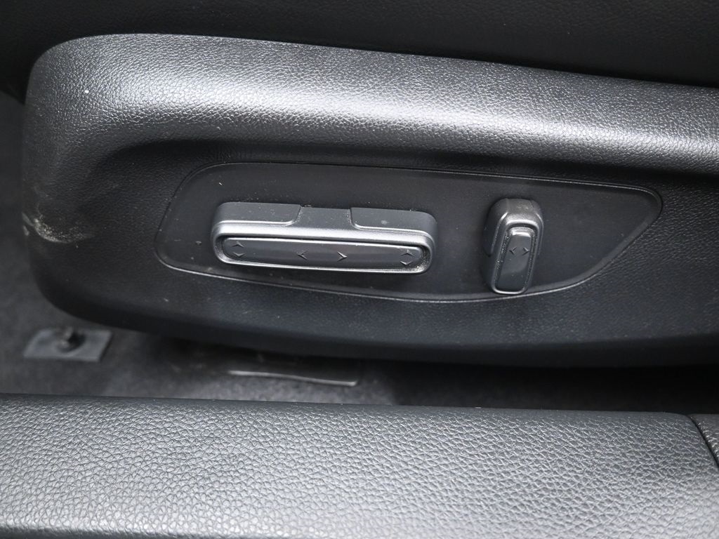2022 Honda Civic EX-L photo 10