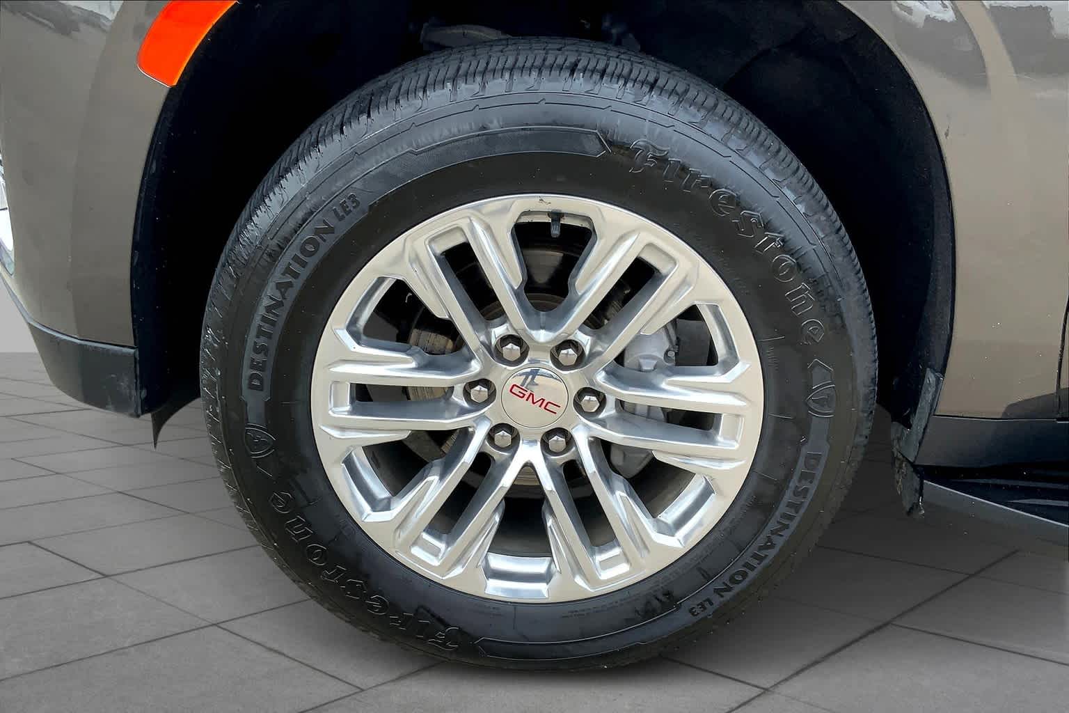 2021 Gmc Yukon SLT photo 10