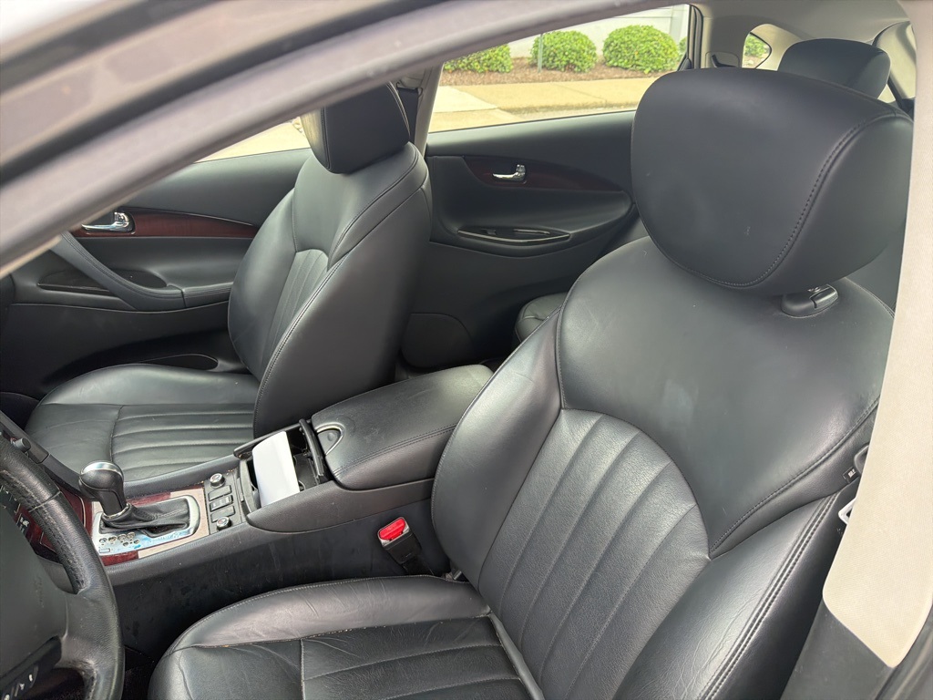 2017 Infiniti QX50 Premium photo 8