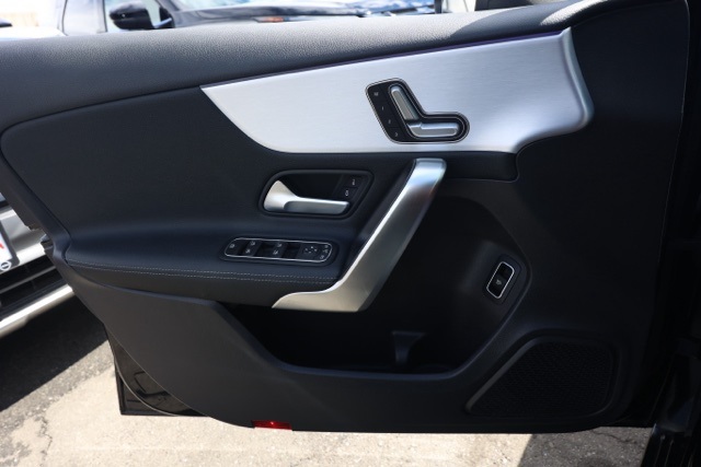 2021 Mercedes Benz A 220 photo 18