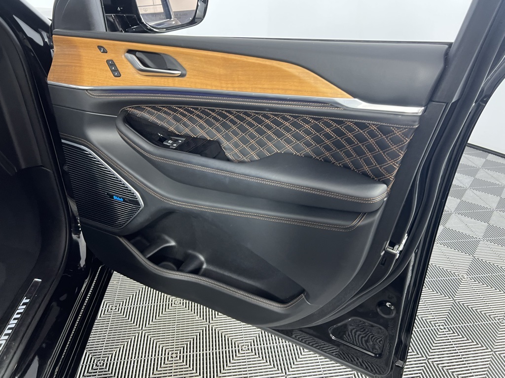2023 Jeep Grand Cherokee Summit Reserve 4xe photo 29