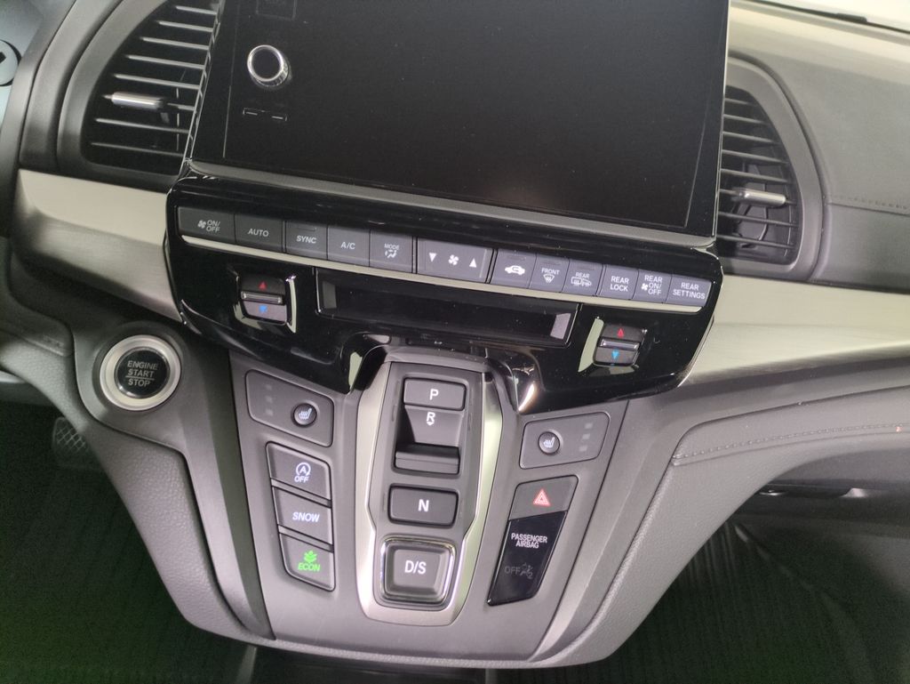2026 Honda Odyssey photo 22