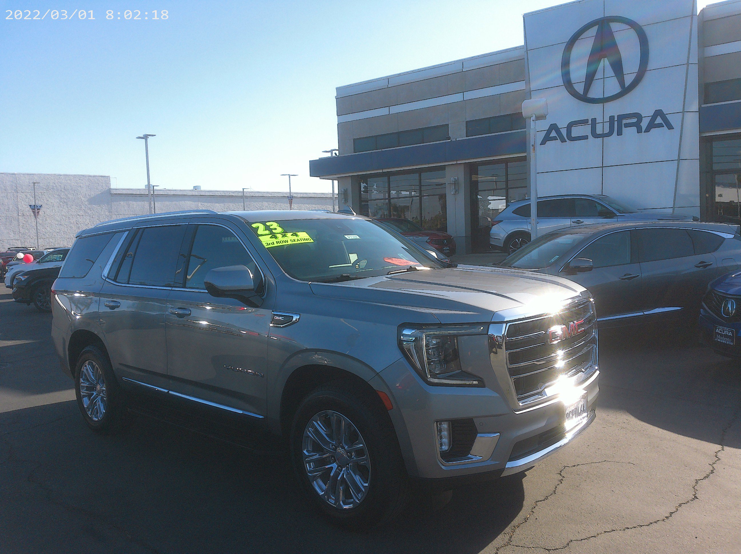 2023 Gmc Yukon SLT photo 4