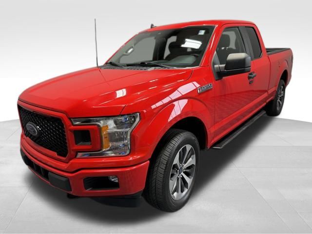 2020 Ford F-150 XL's photo