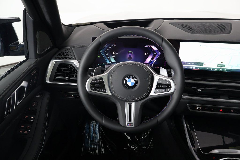 2026 Bmw X7 M60i photo 3