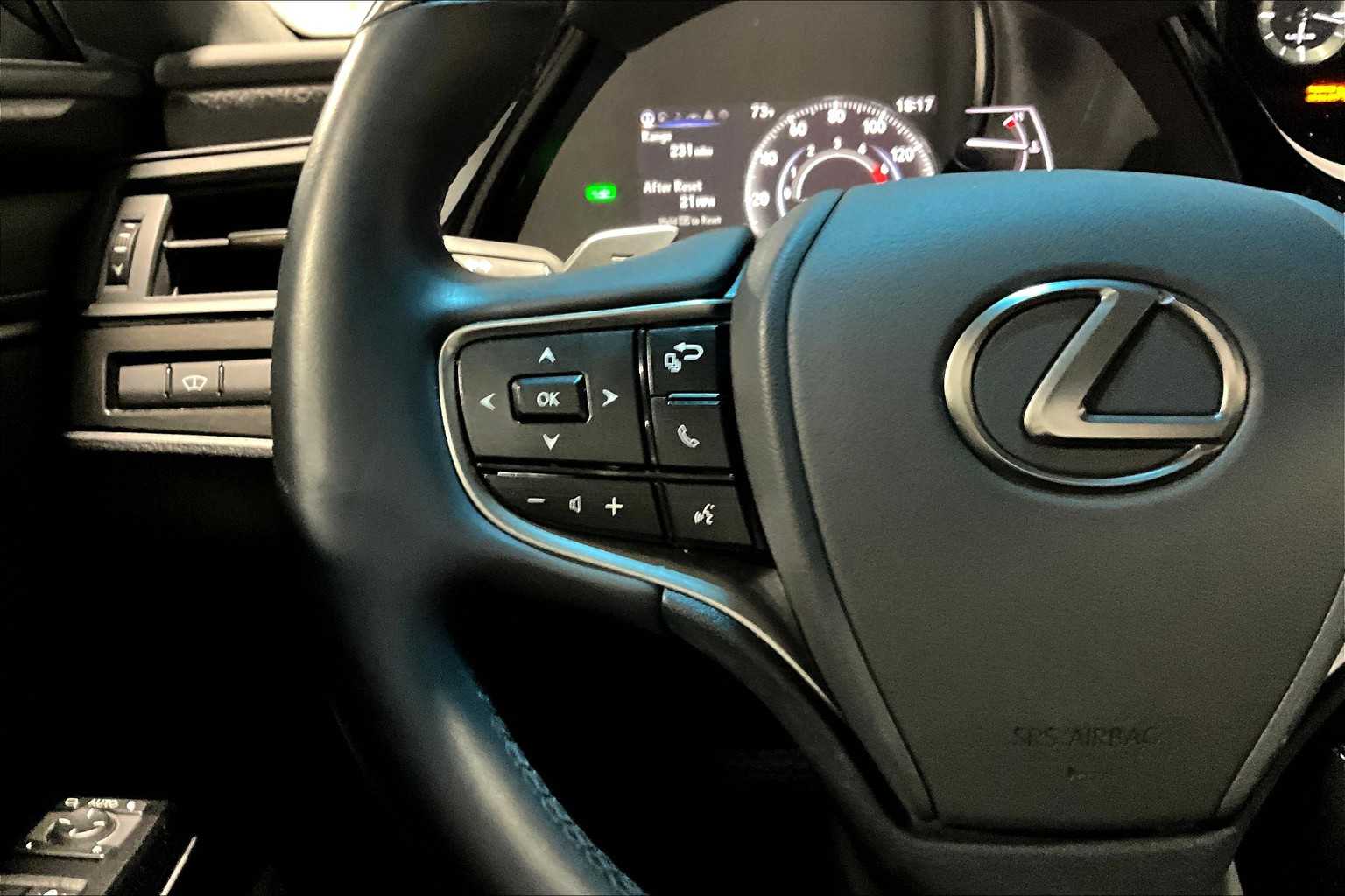 2025 Lexus ES Premium photo 22
