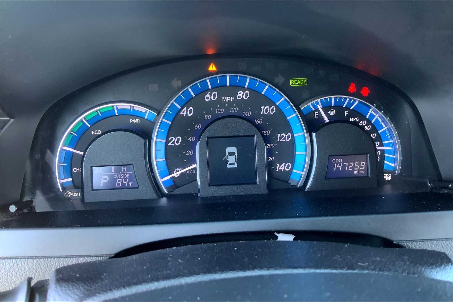 2014 Toyota Camry Hybrid XLE photo 23