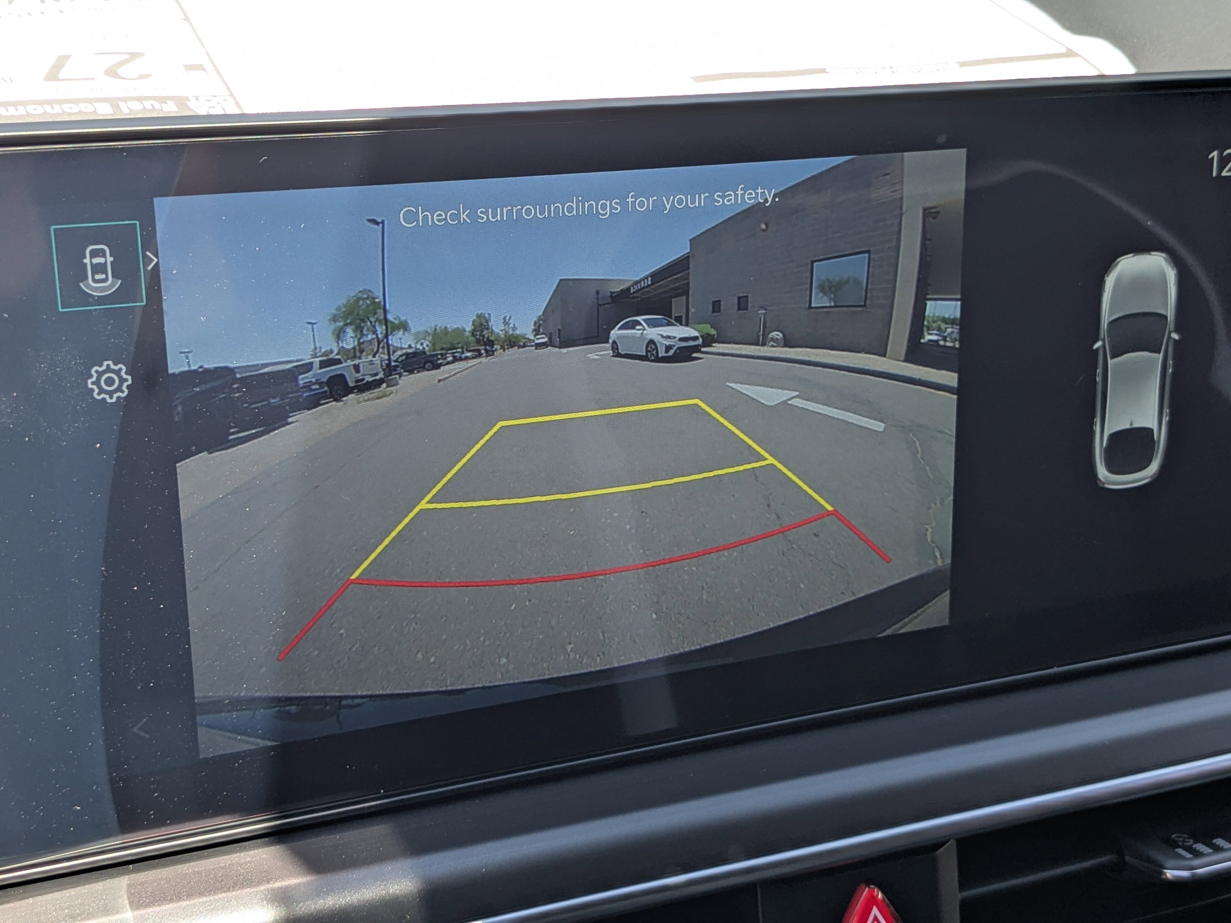 2025 Kia K5 GT-Line photo 3