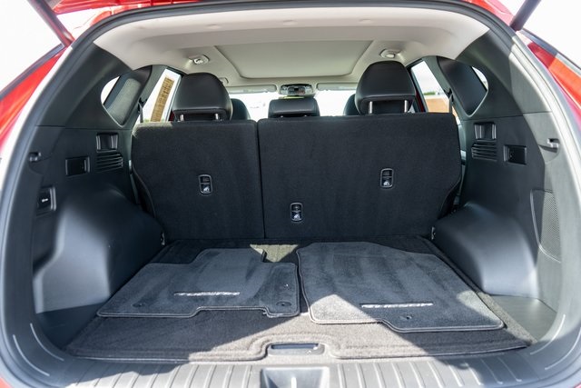 2025 Hyundai Tucson Hybrid Limited photo 9